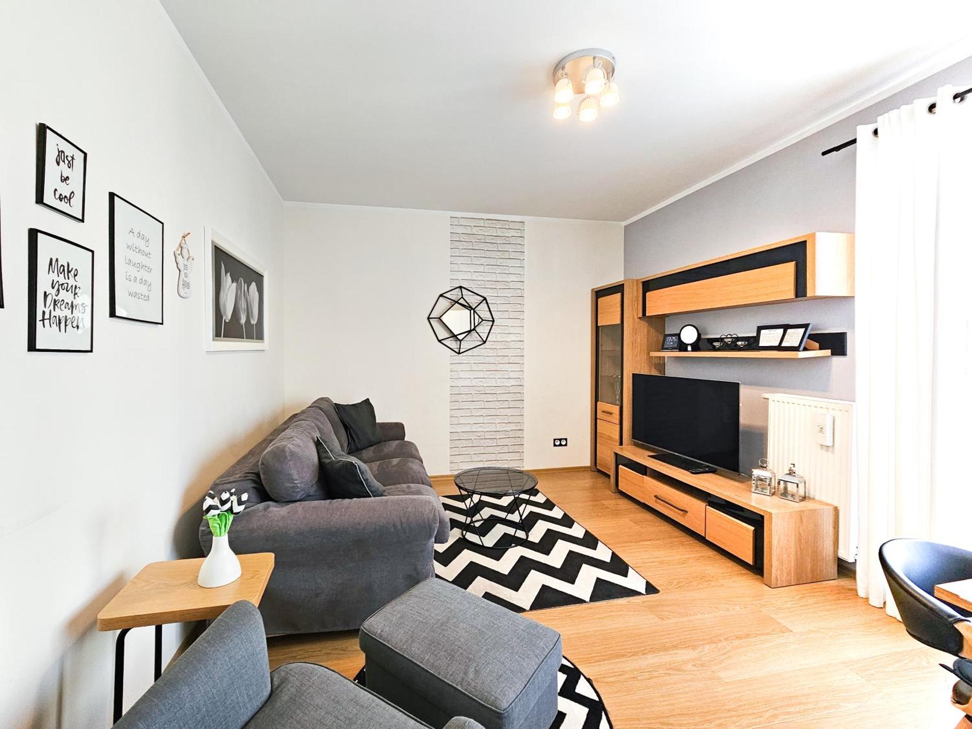 Visit Baltic - Platan Apartment ชวีโนวิชแจ ภายนอก รูปภาพ