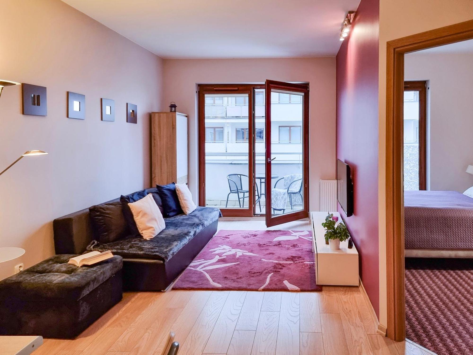 Visit Baltic - Platan Apartment ชวีโนวิชแจ ภายนอก รูปภาพ